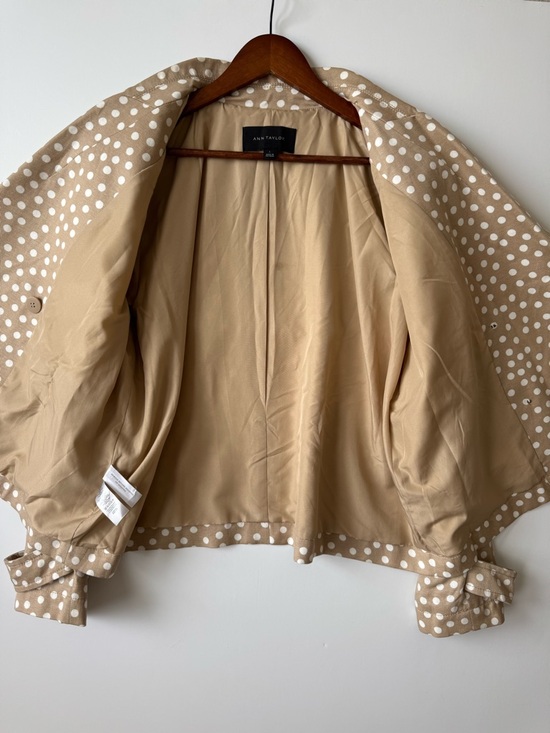 Ann Taylor Dotted Swing Trench Coat Tan Large - Picture 11 of 13